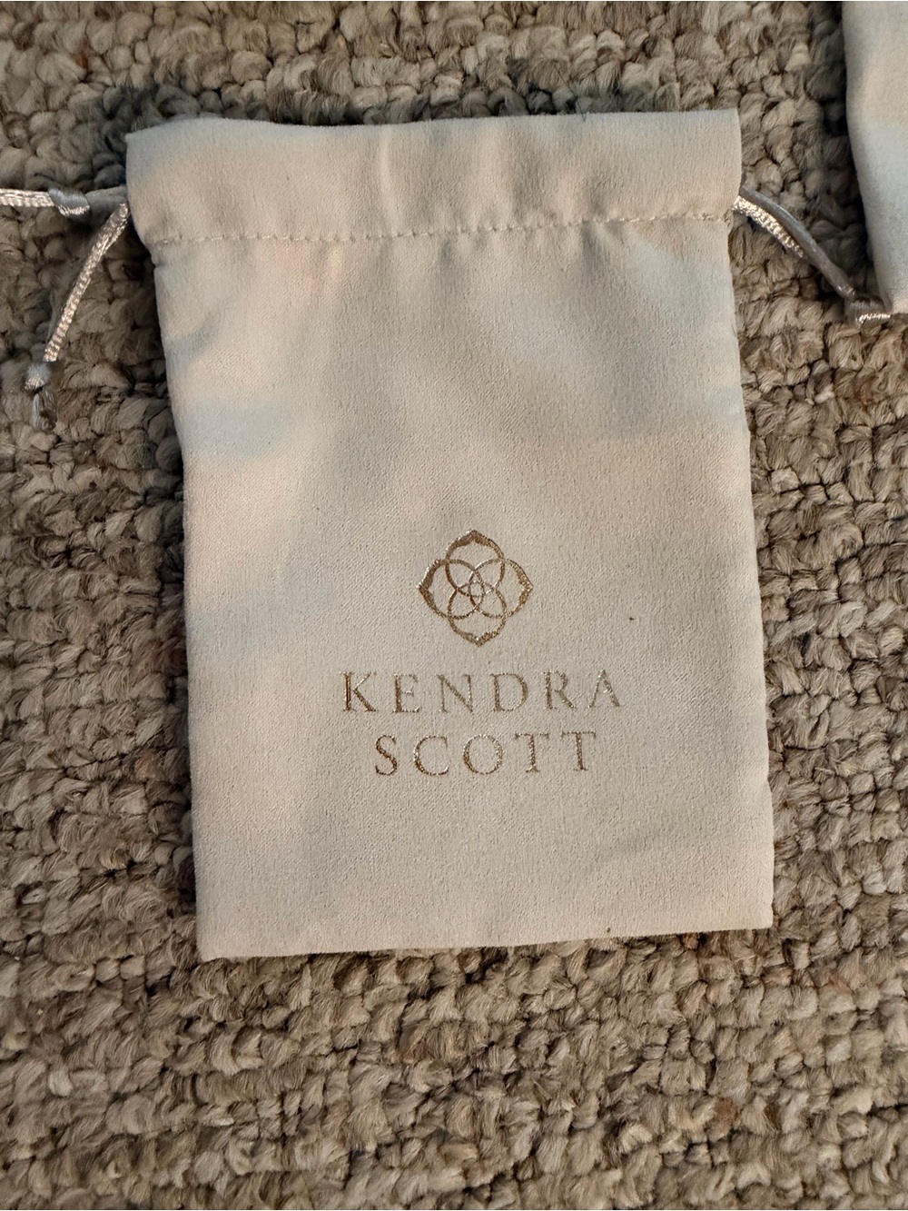 New Kendra Scott Gift Packaging Lot - Picture 4 of 7